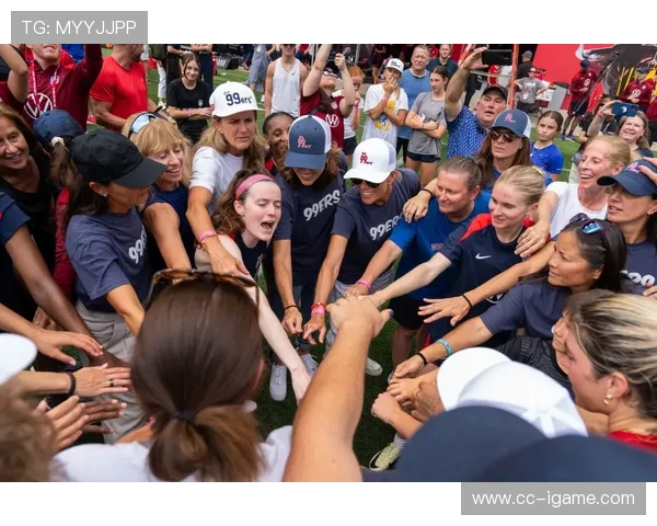 全球顶级体育赛事盛况：精彩对决汇聚世界目光，赛场激情燃烧不断