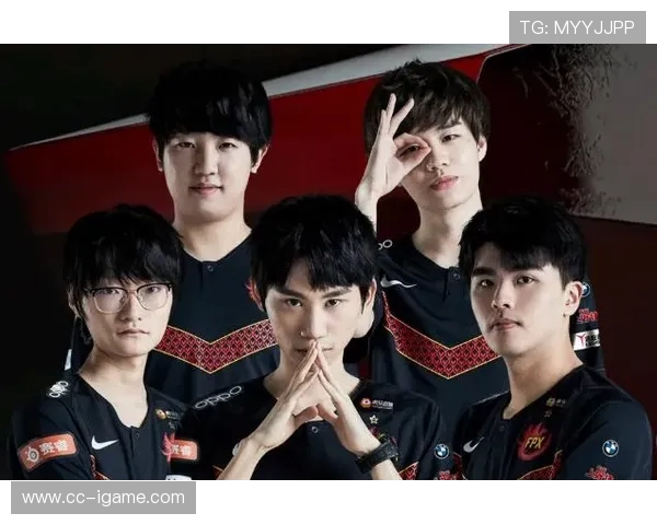 FPX战队团队协作解析与英雄联盟比赛策略探讨