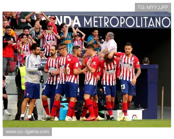 尤文图斯与马德里竞技的巅峰对决解析与精彩瞬间回顾 尤文图斯与马德里竞技的巅峰对决解析与精彩瞬间回顾